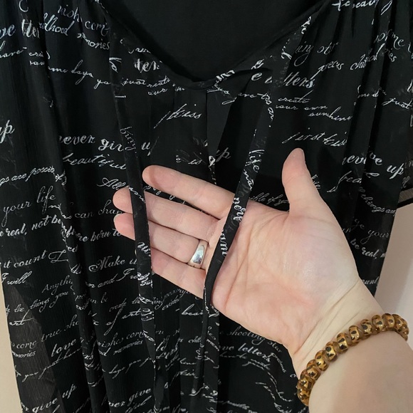 Tamara H. Top - Picture 3 of 6